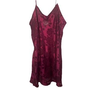 Solange Purple Flower Nighttime Lingerie Dress‎ Woman's Size 26/28